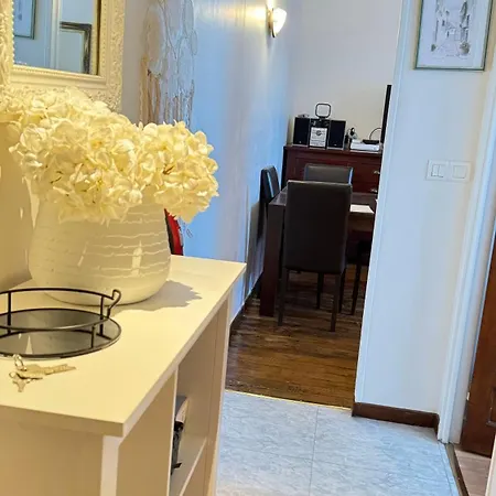 Appartement*gare De L'est-paris 10 Apartamento *